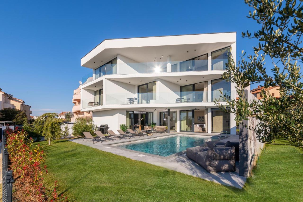 Luxury Villa Aruna Пула Екстериор снимка