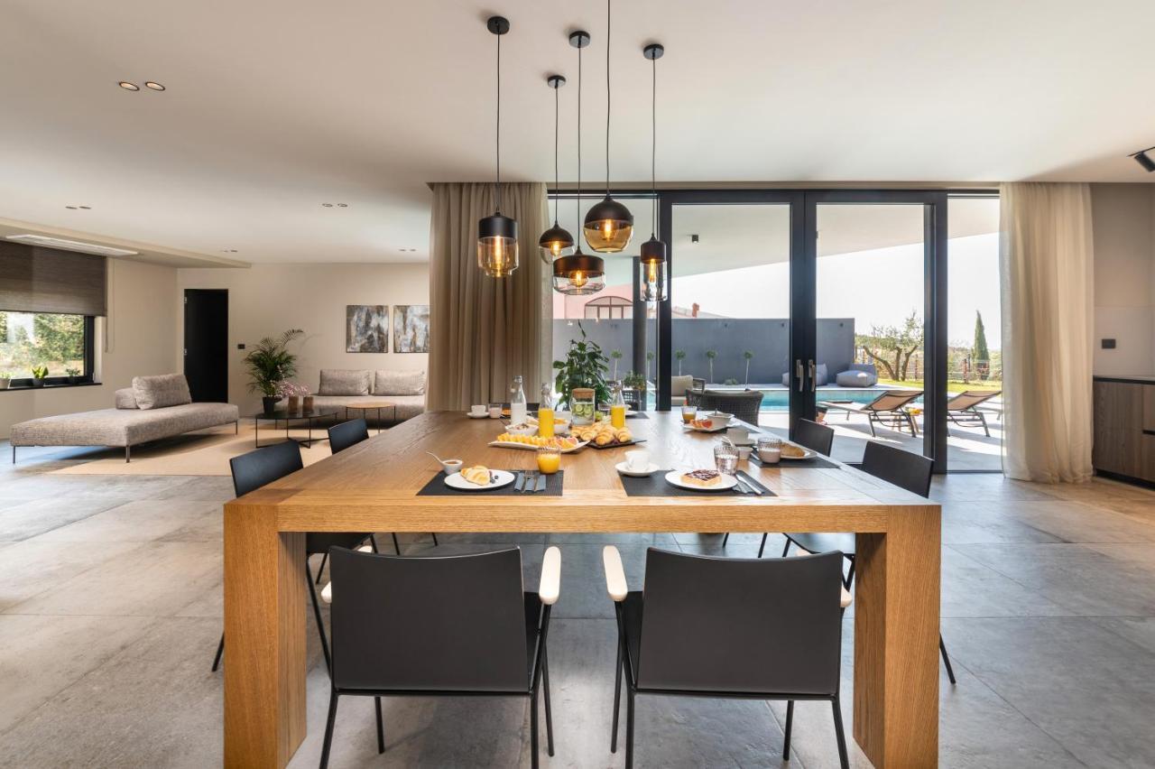 Luxury Villa Aruna Пула Екстериор снимка