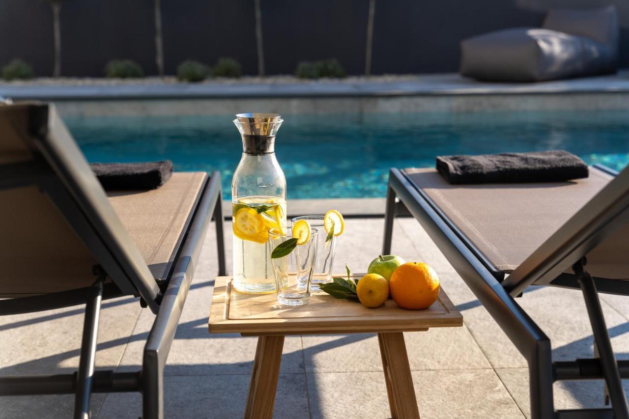 Luxury Villa Aruna Пула Екстериор снимка