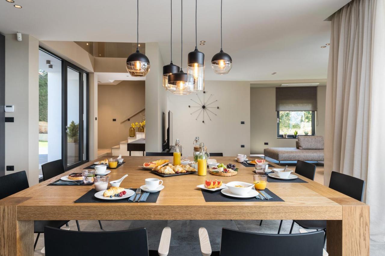 Luxury Villa Aruna Пула Екстериор снимка
